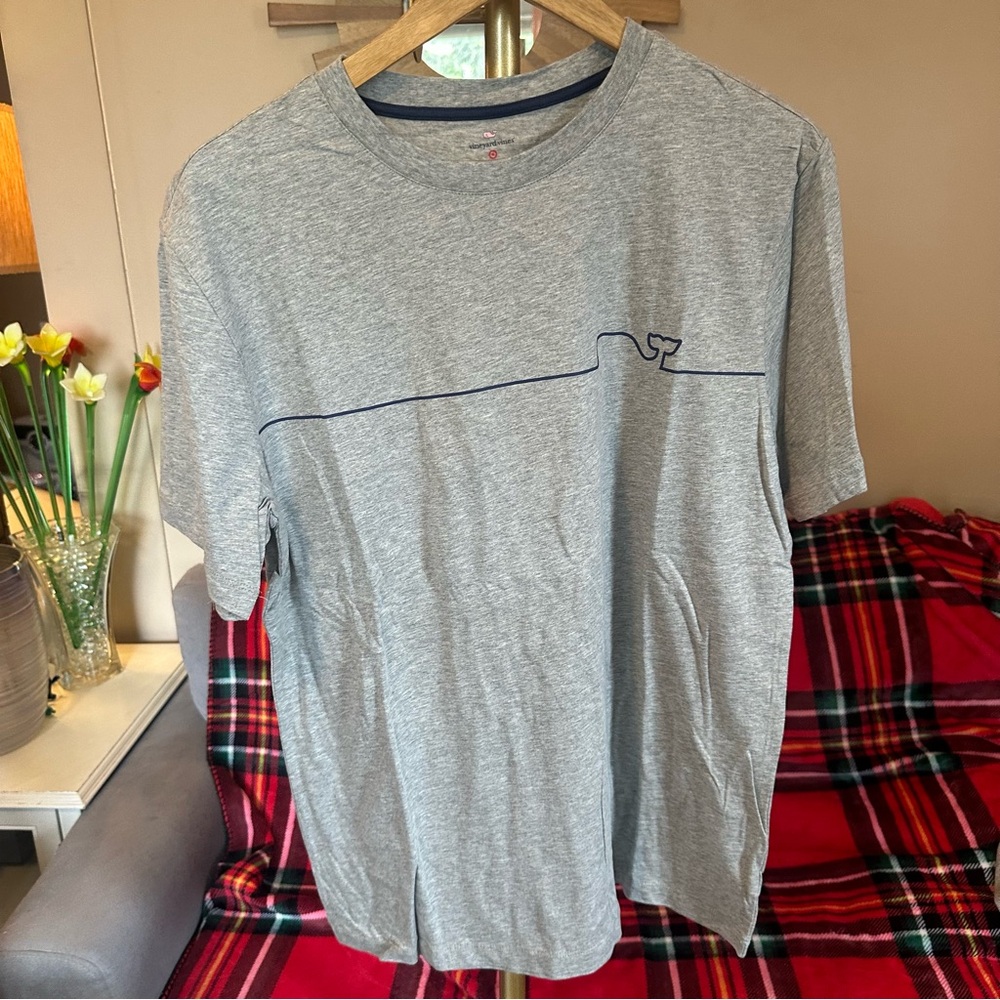 Vineyard Vines x Target Heather Gray Tee with Navy Detail size Medium